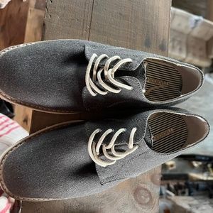 Tucker & Tate Oxfords - worn once for wedding